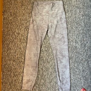 Lululemon Wunder Train legging 25’